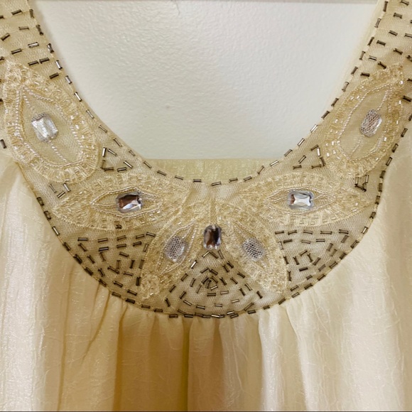 Studio Y Top - Picture 5 of 8